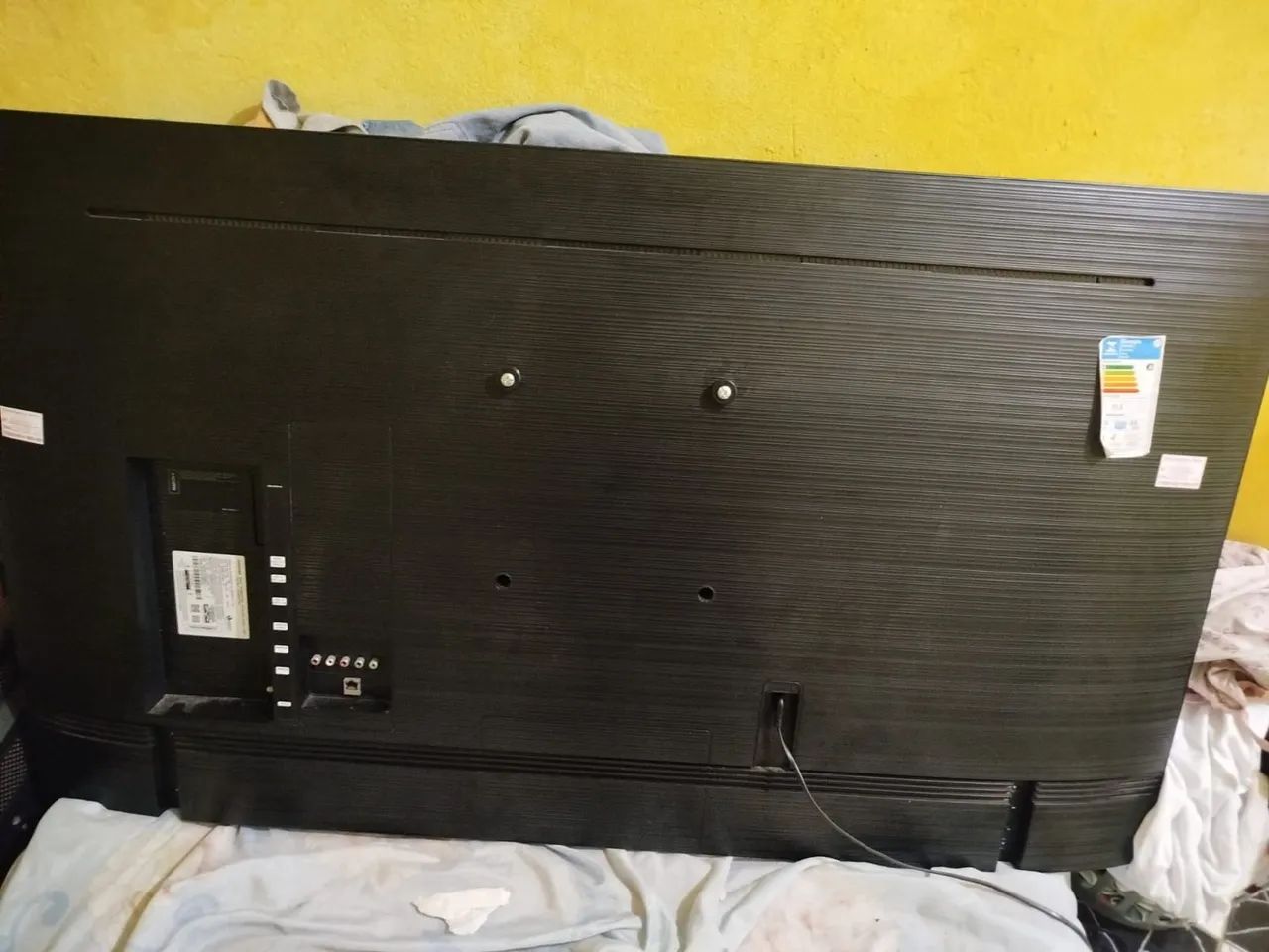 Televisão com defeito na tela o restante dos componentes e placa TD bom... - Foto 2