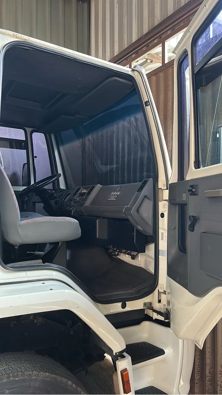 Ford Cargo 2422E - Foto 3