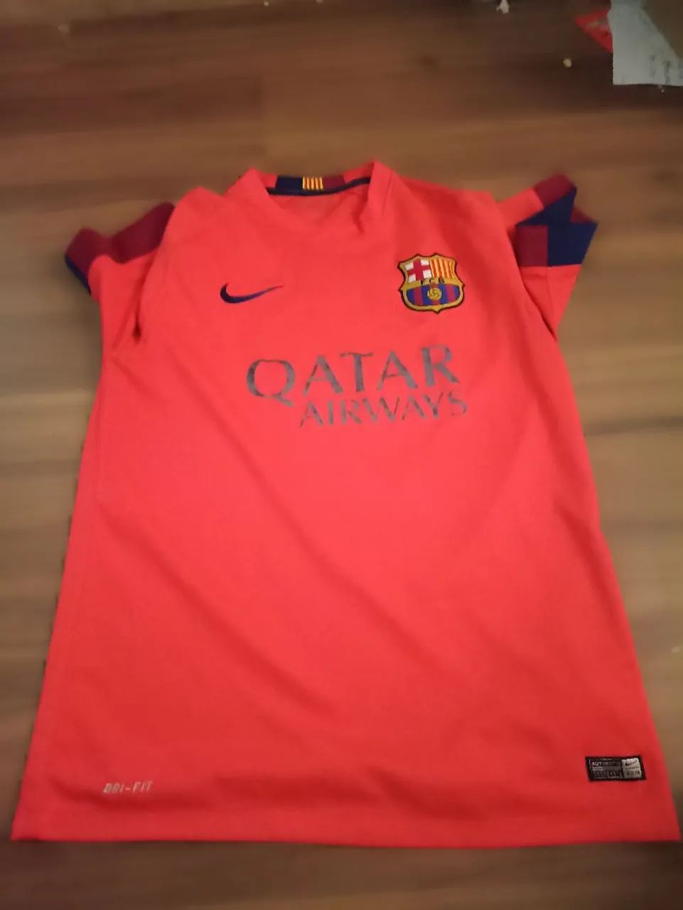 camisa do Barcelona piquet