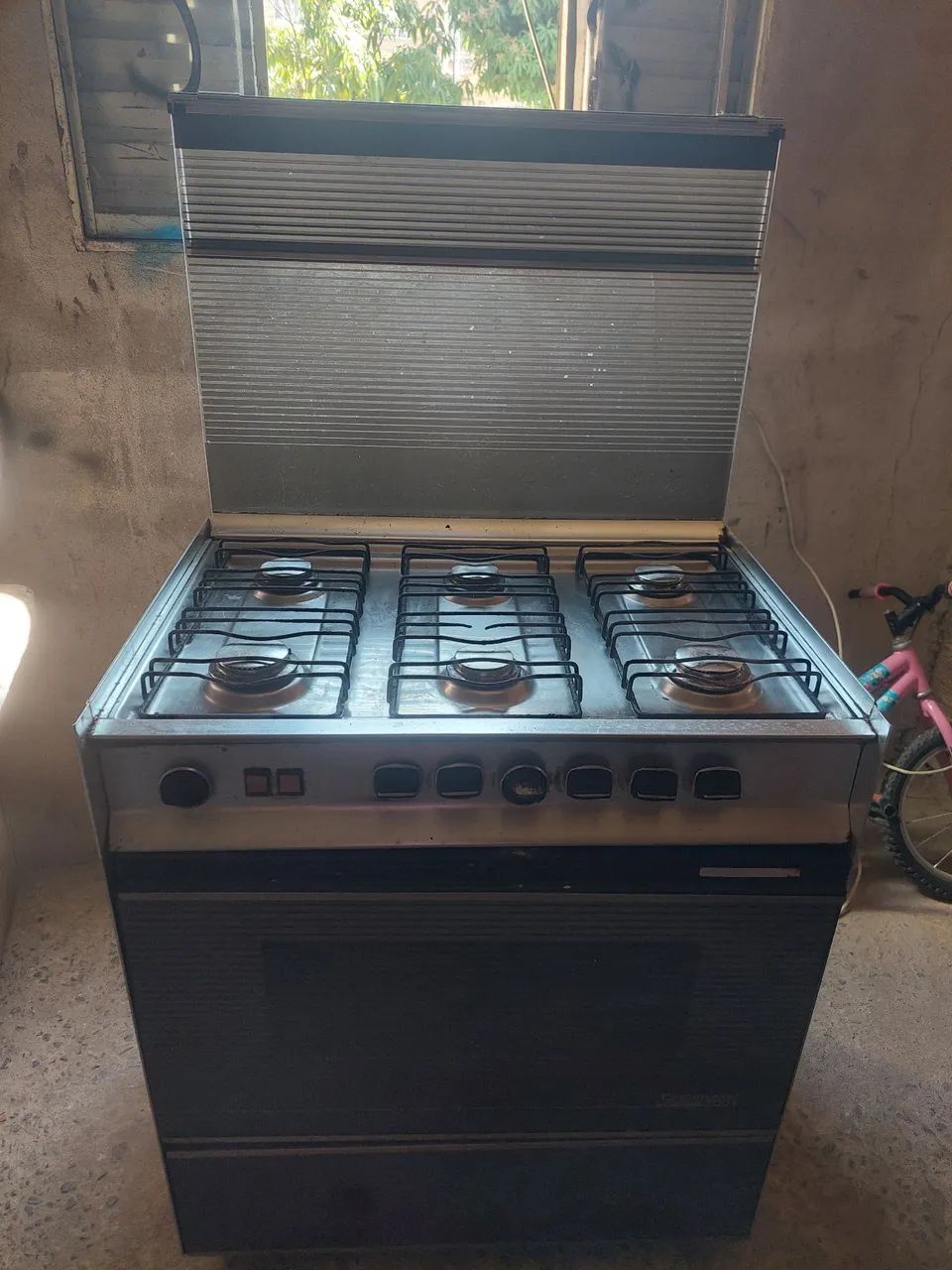 Fogão 6 bocas 250 reais  - Foto 2
