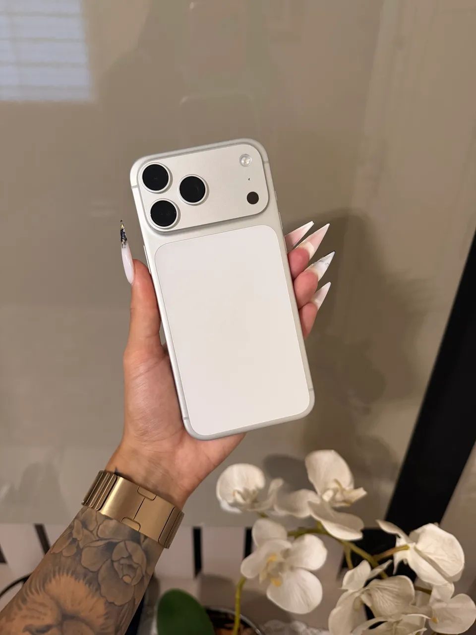 iPhone 17 Pro Max Titânio Branco IMPECÁVEL  - Foto 2