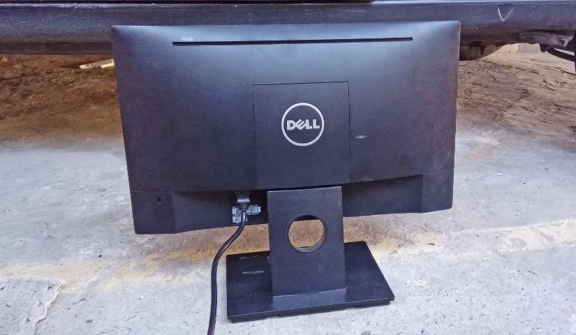 Monitore Dell de 19 polegadas funcionando com conexão display port - Foto 2