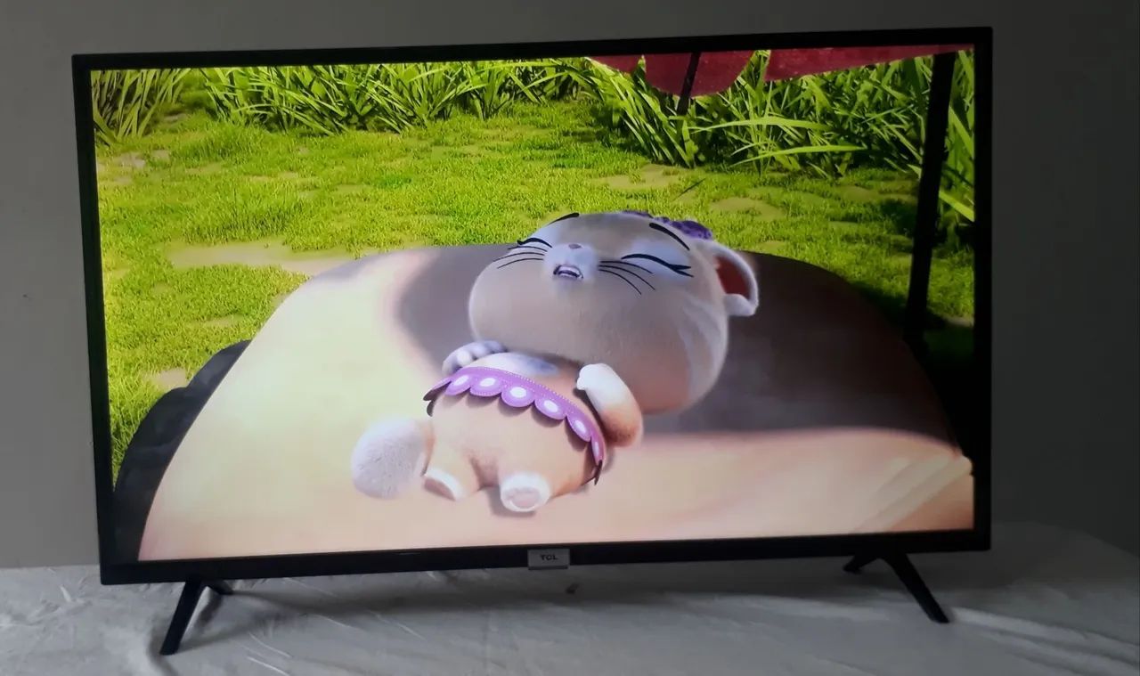 VENDO TV SMART TCL ANDROID COM COMANDO DE VOZ E WIFI  - Foto 5