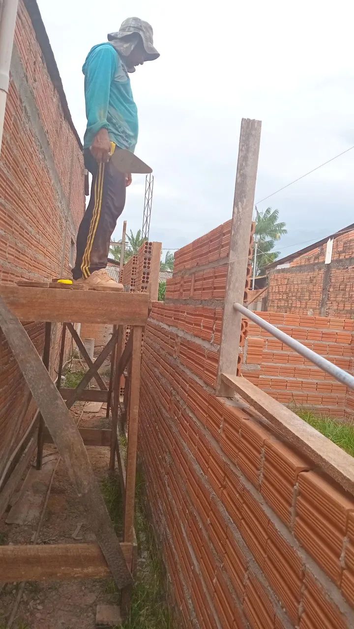 Trabalho de carpinteiro e pedreiro estou disponível pra essa semana.  - Foto 3