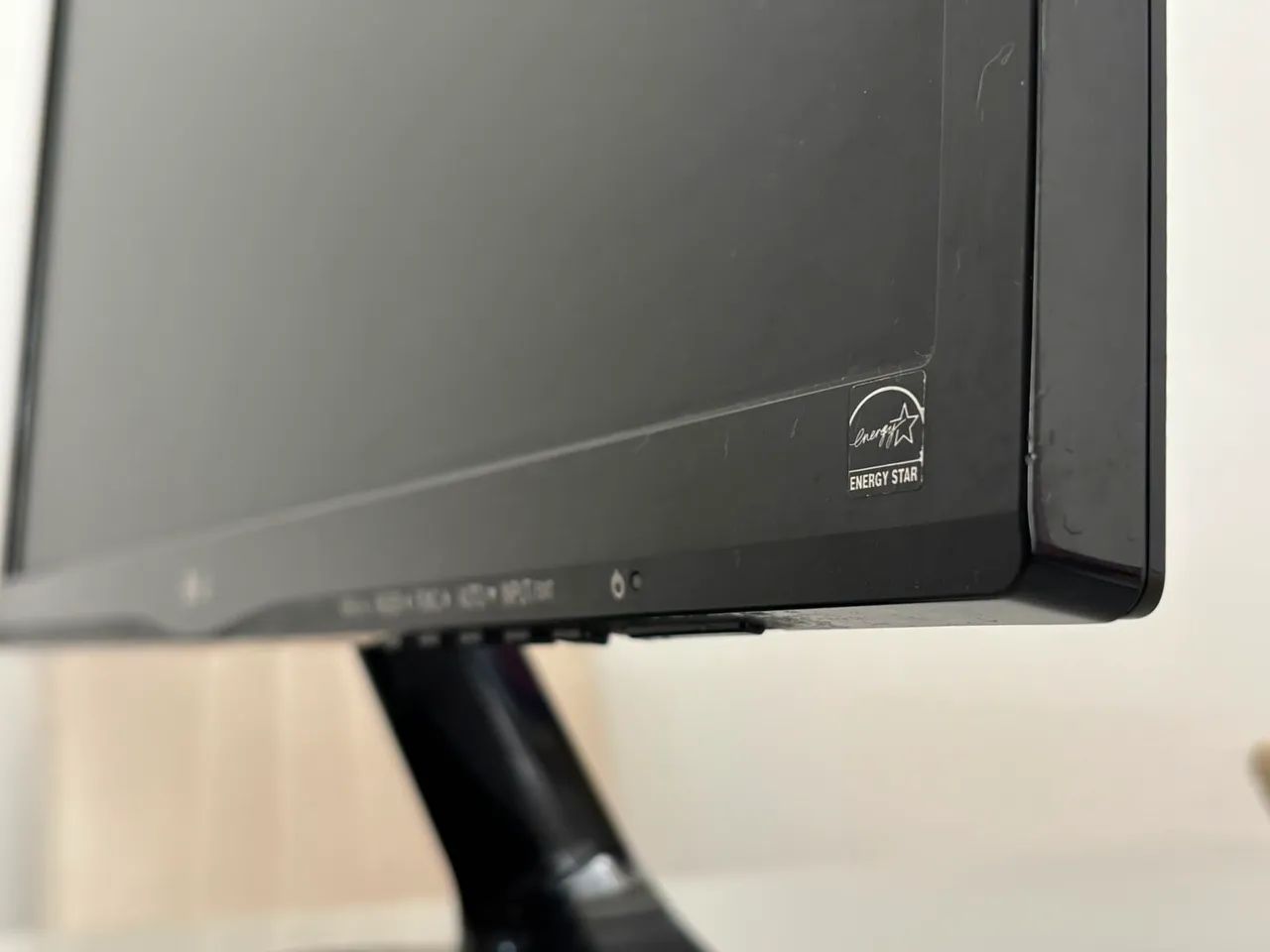 Monitor LG LED 23? Excelente IPS (23MP55HQ-P) - Foto 3