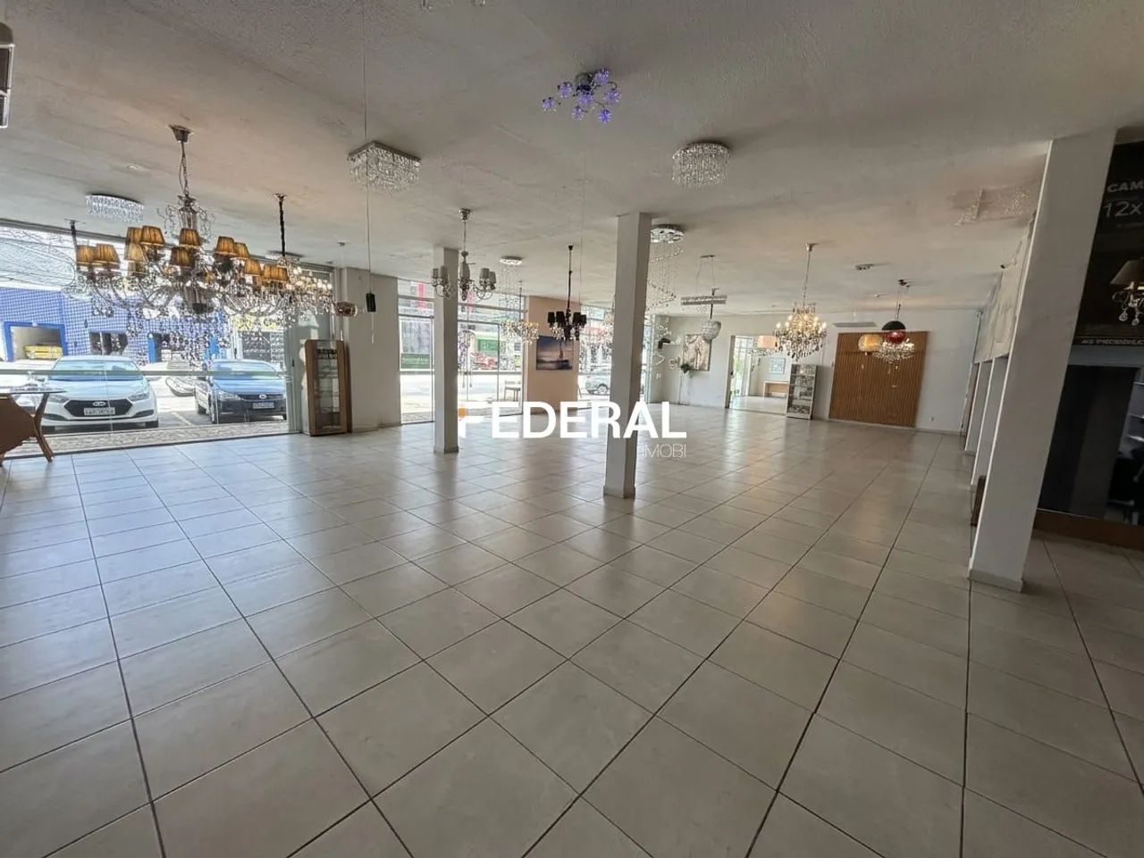 Prédio comercial para alugar com 802m², 3 salas, 3 banheiros e 15 vagas de garag - Foto 2