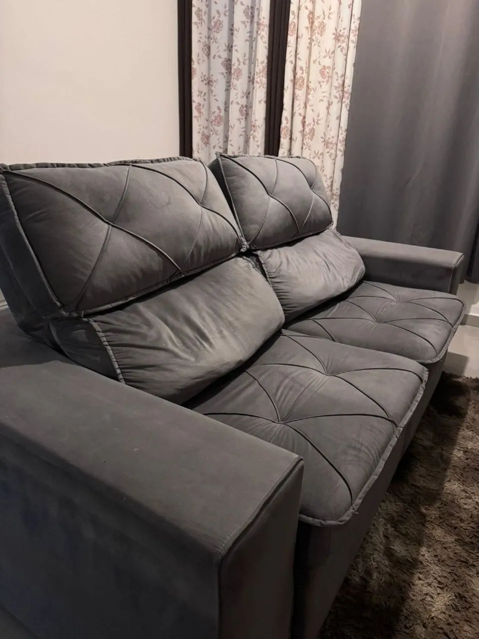 SOFA RETRÁTIL EM MOLAS ENSACADAS 