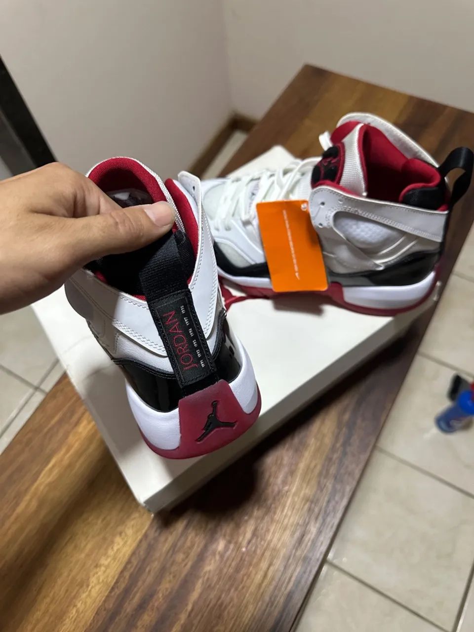 tênis jordan two trey 