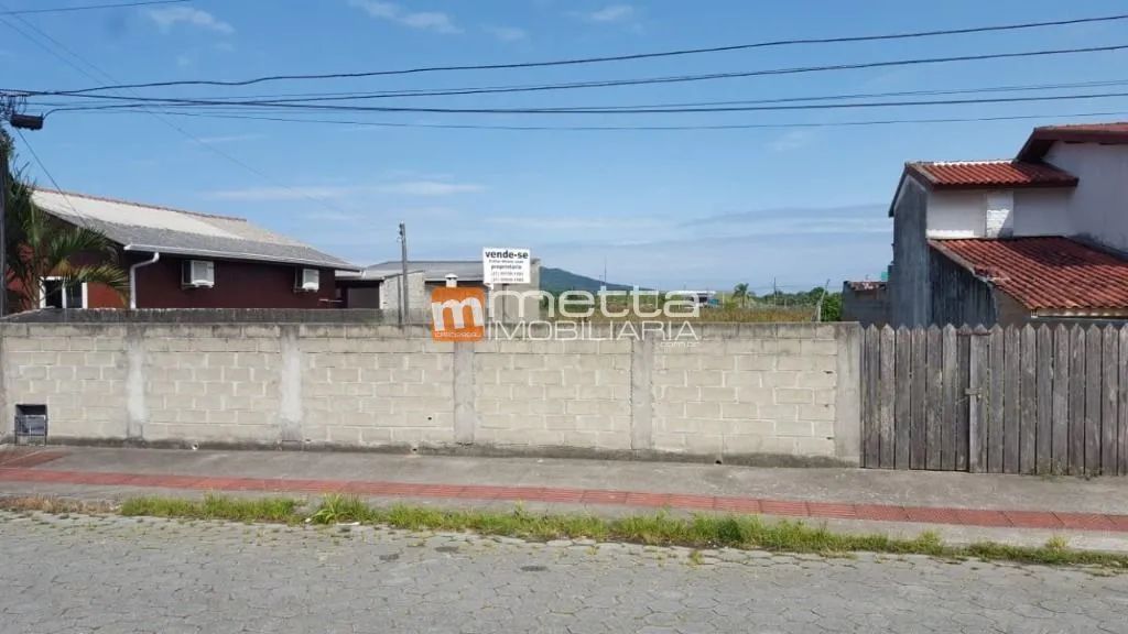 Excelente terreno à venda no bairro Carianos  Florianópolis/SC