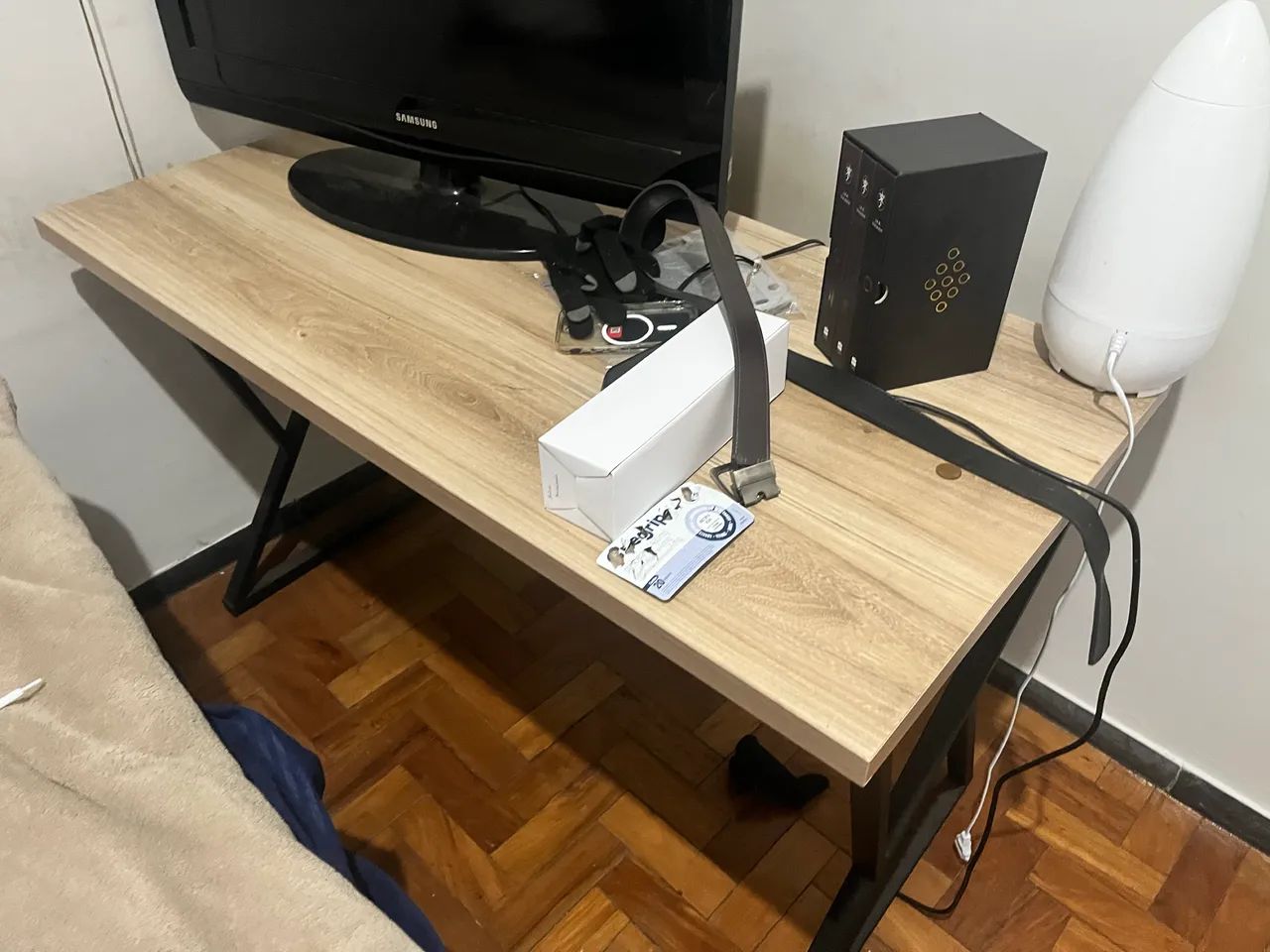 Mesa para escritório ou tv - Foto 3