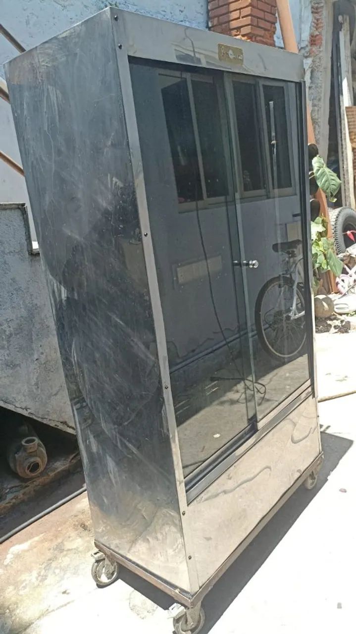 MÁQUINA DE ASSAR FRANGO