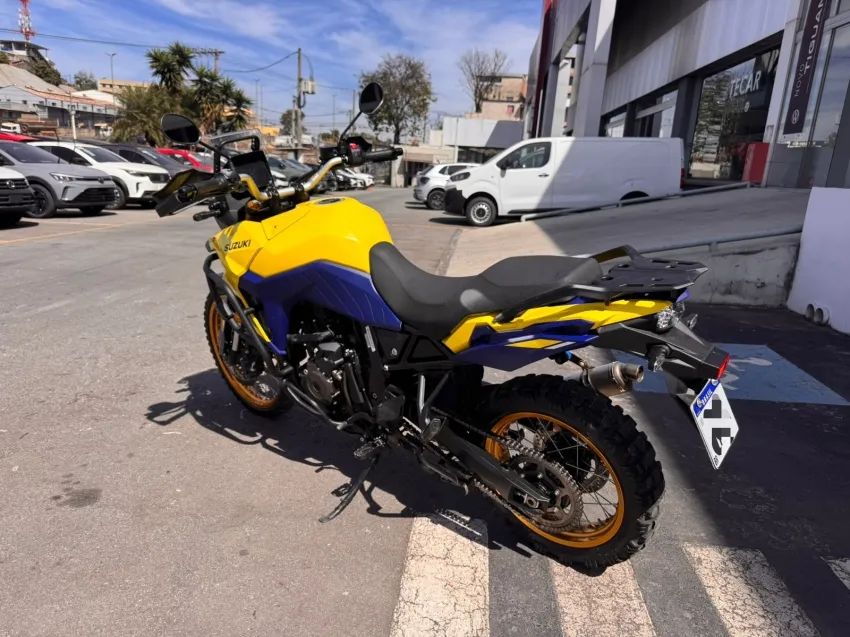 V STROM 800 - Foto 2
