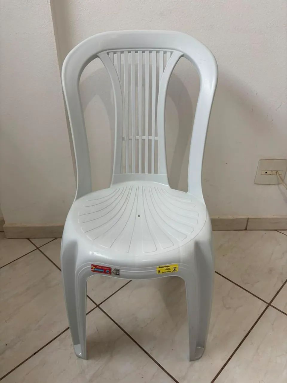 Cadeiras de plástico - Foto 3