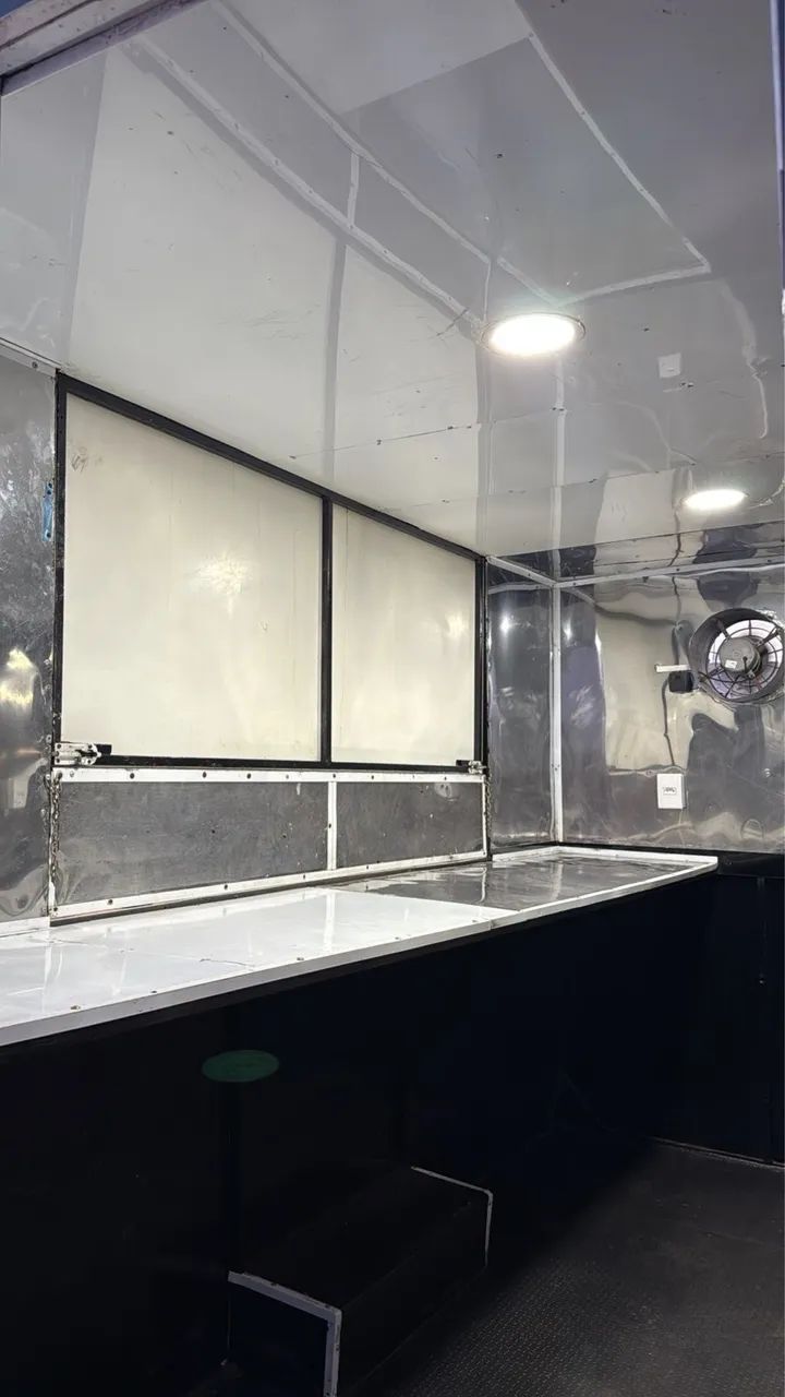 Trailer em ACM e inox 3m x 2m. - Foto 4