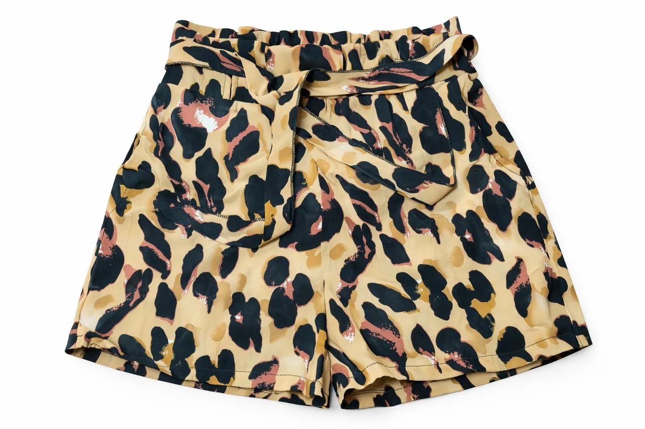 (NOVO) Shorts de Oncinha Tamanho M
