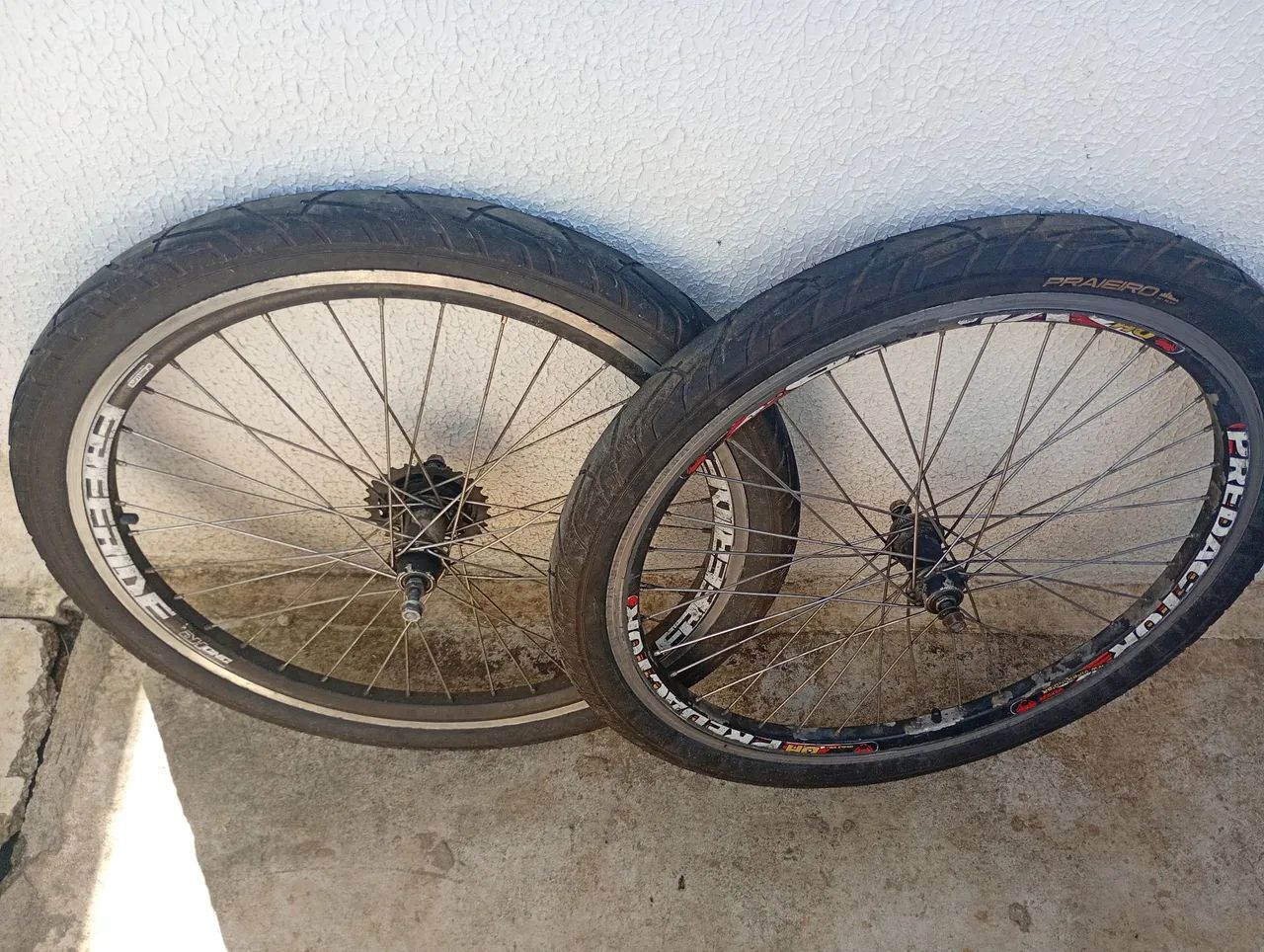 Par de rodas aro 26 paredão valor 350 