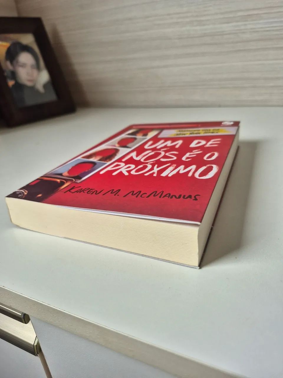 Livro um de nós é o próximo  - Foto 2