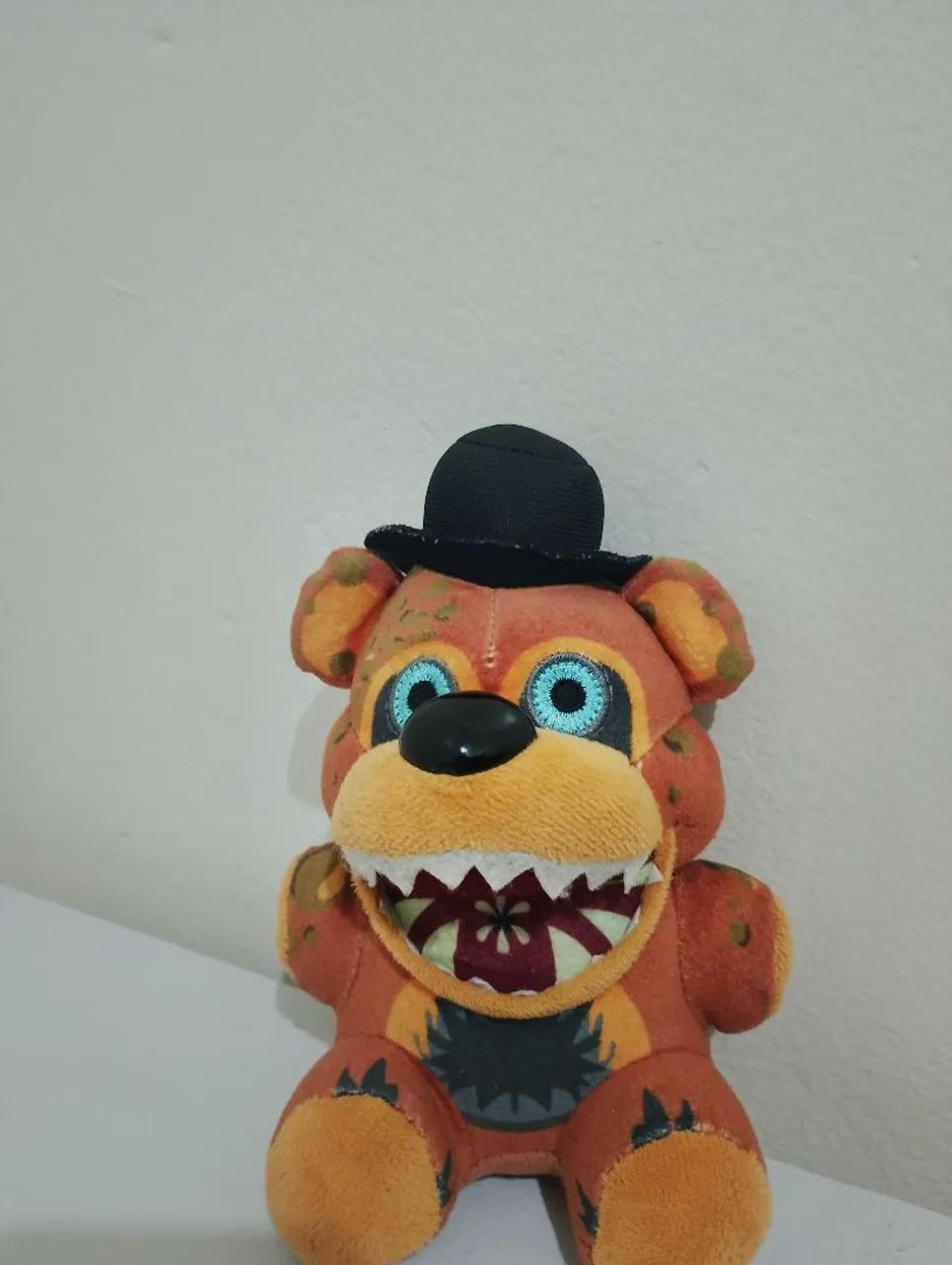 Pelúcia Twisted Ones Freddy Bear original