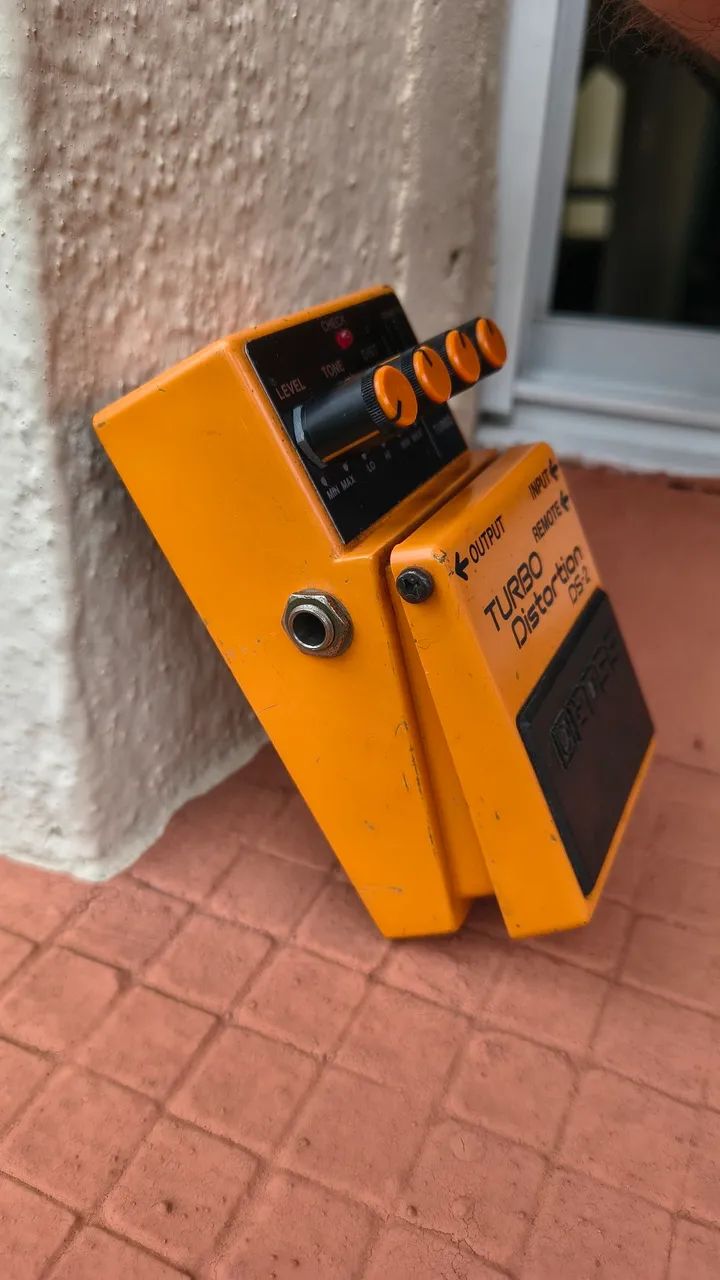 Pedal Boss DS-2 Turbo Distortion Vintage Made in Taiwan 2 Modos