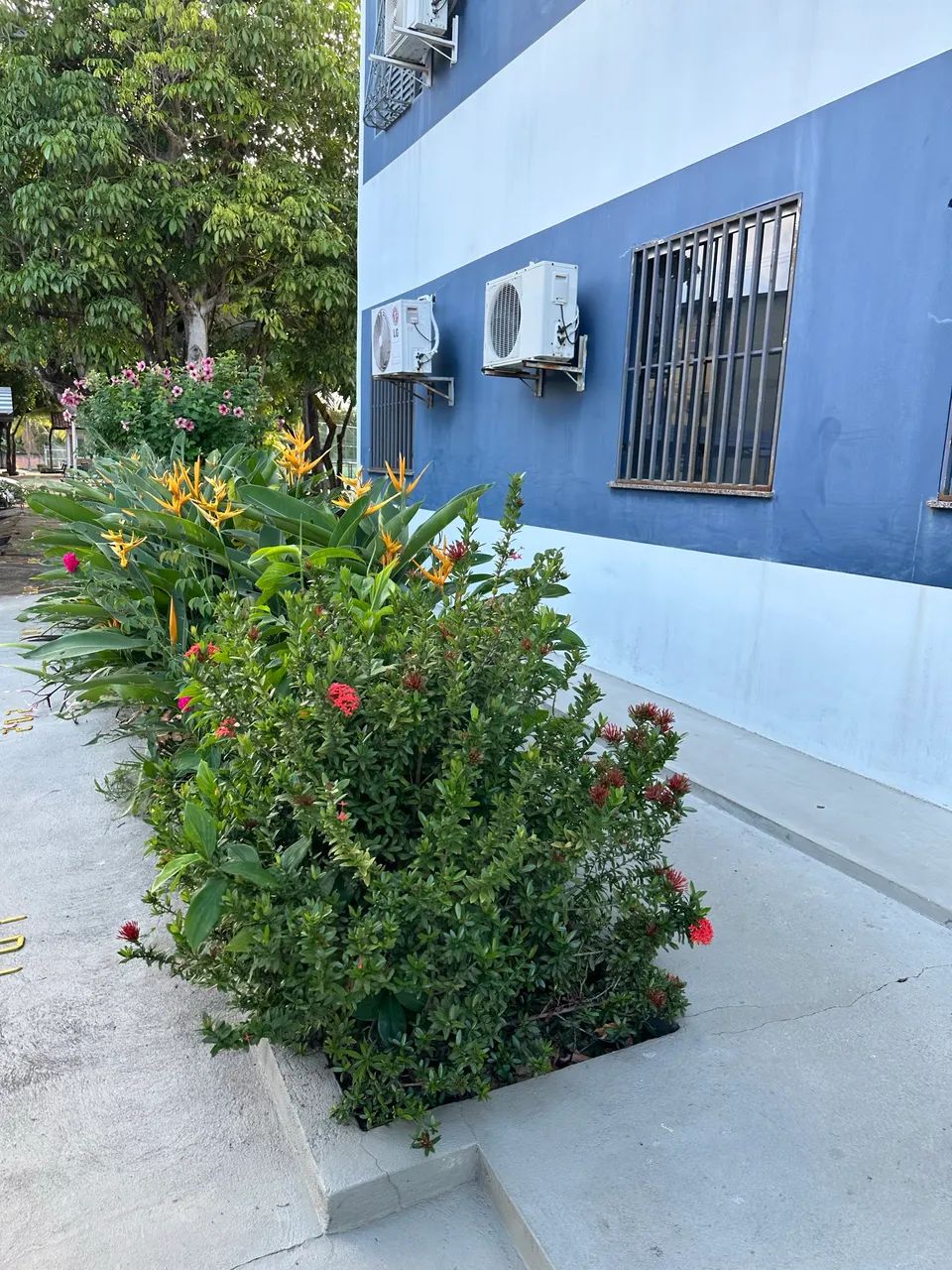 VENDO OU ALUGO MOBILIADO - Foto 4