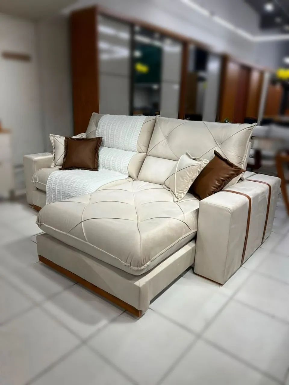 Sofá retrátil e reclinável molas ensacadas espuma d33 
