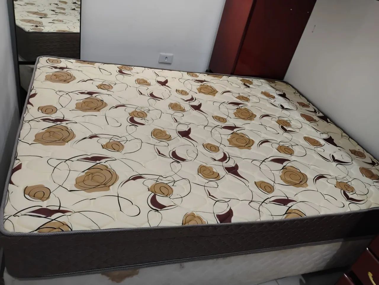 Cama com colchão  - Foto 4