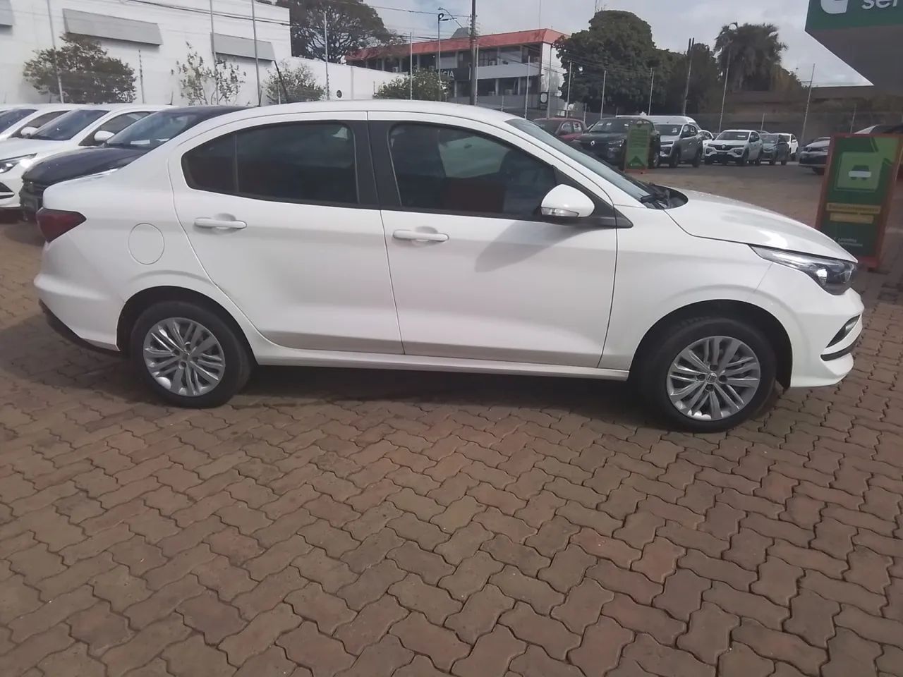 Fiat Cronos Drive 1.3 8V Flex Aut. 2025 - Foto 2