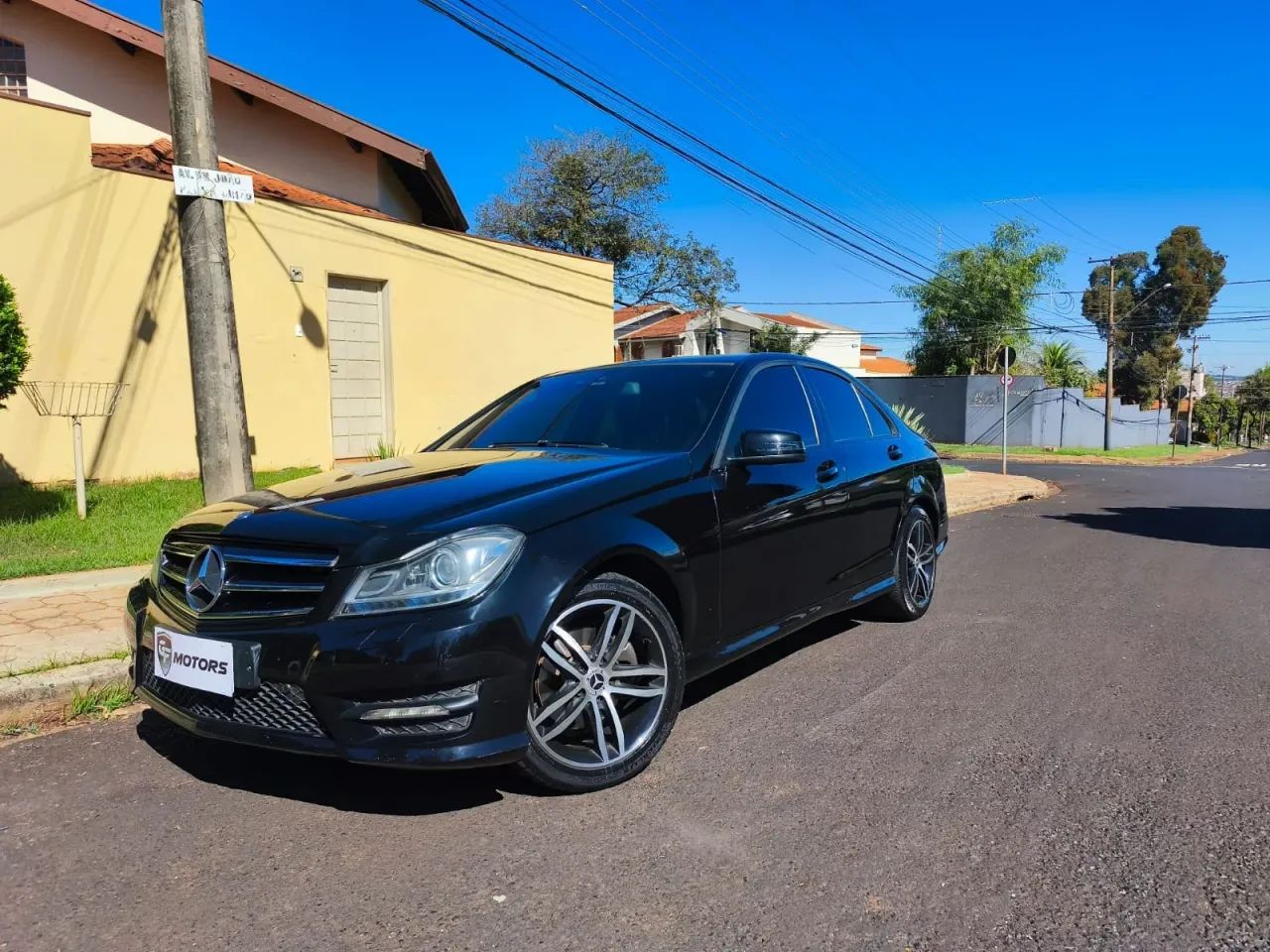 Mercedes-Benz C-200 C-200 CGI Avantgarde 1.8 16V 184cv Aut. 2014