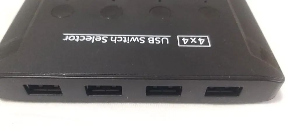Switch Matrix Kvm 4x4 Usb 3.0 Chaveador  - Foto 2