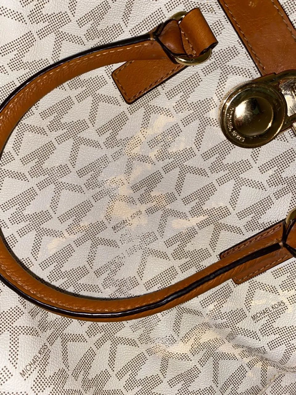 Bolsa Michael kors (manchas) - Foto 5