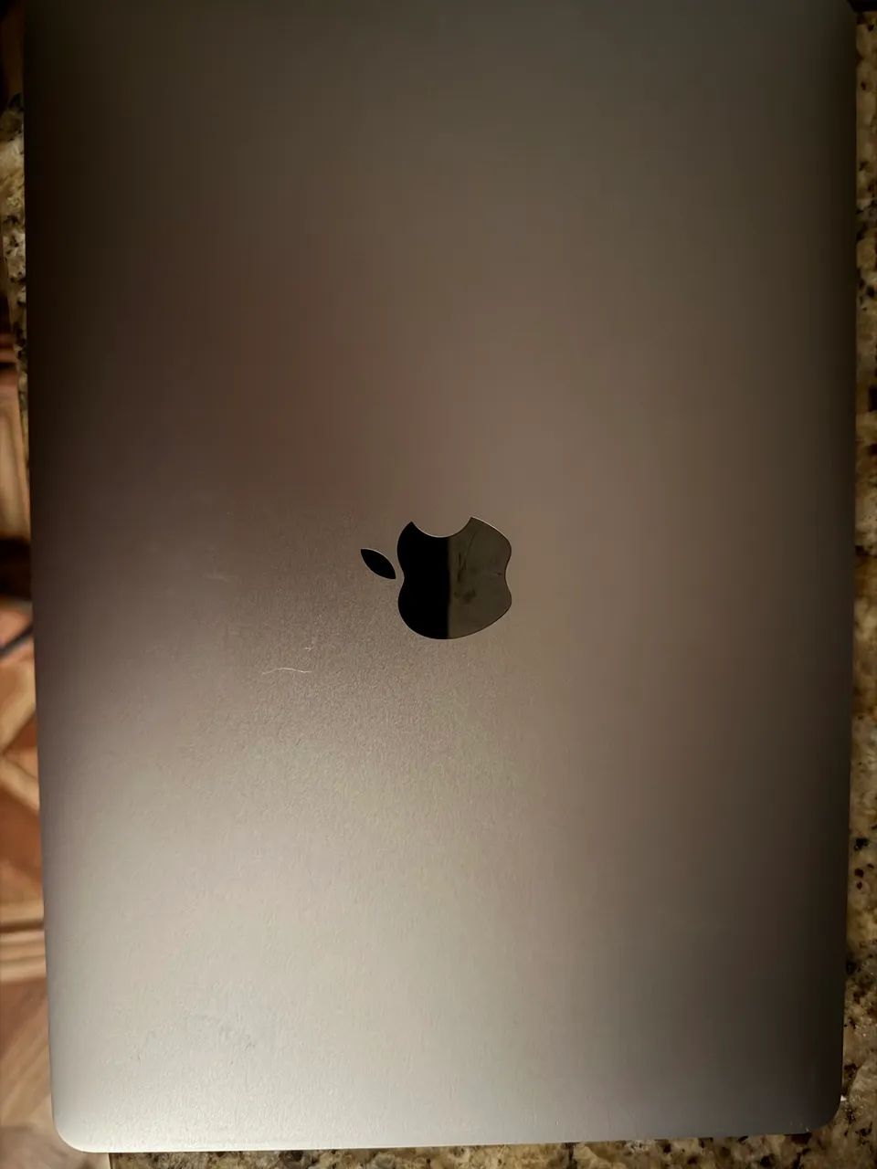 MACBOOK AIR M1