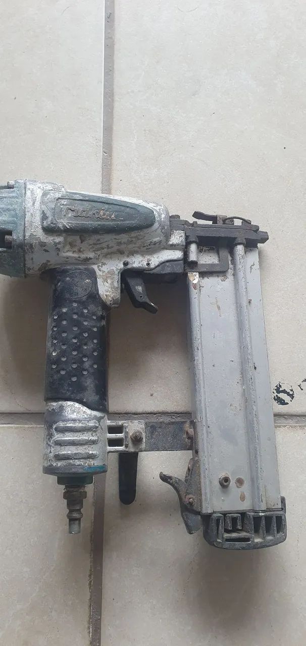Picadeiro pneumática da makita , usada. - Foto 2