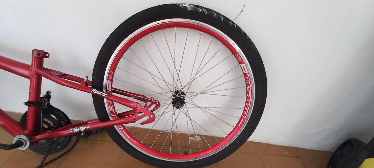Quadro de bicicleta mais par de rodas! - Foto 3