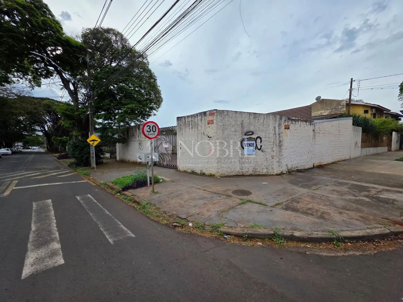 Casa em rua comercial - Rua Mitsuzo Taguchi - Foto 3