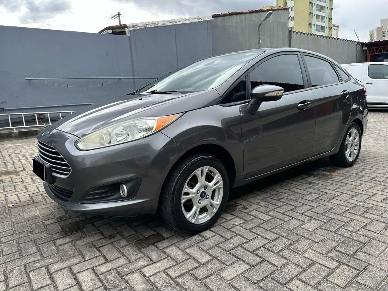 Ford Fiesta Fiesta Sedan 1.6 16V Flex Aut. 2015
