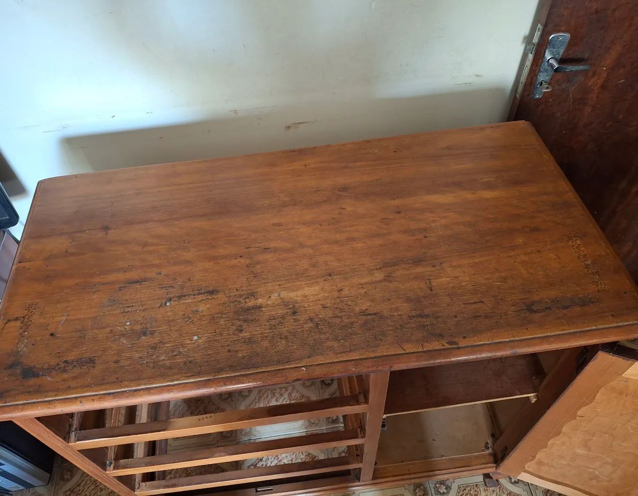Comoda madeira maciça antiga classica para reforma - Foto 3