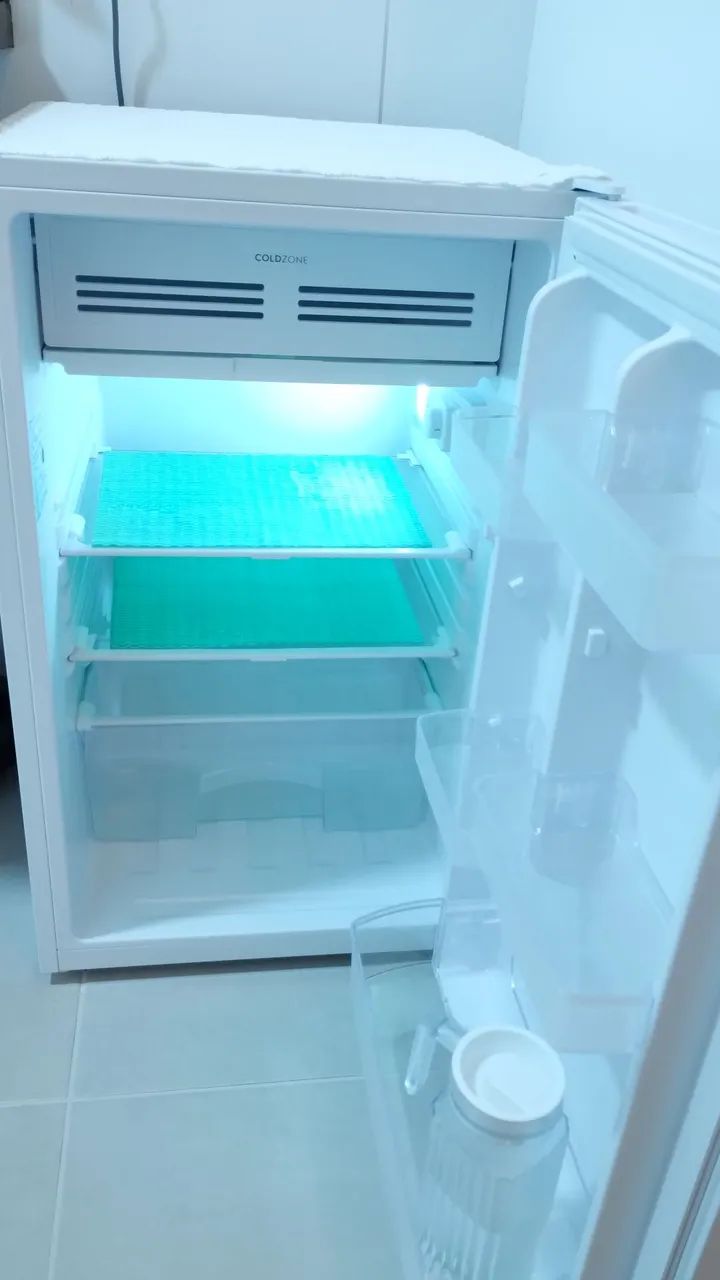 Vendo Frigobar Eletrolux. - Foto 4