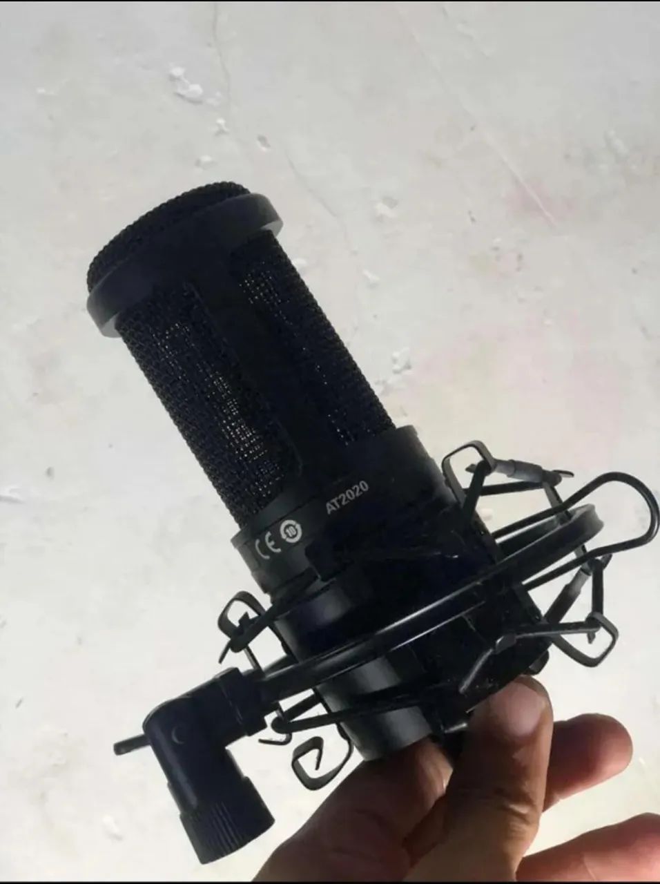 Microfone at2020