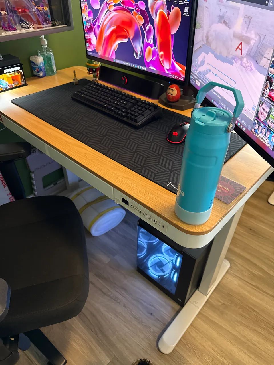 Mesa com regulagem de altura ELEMENTS