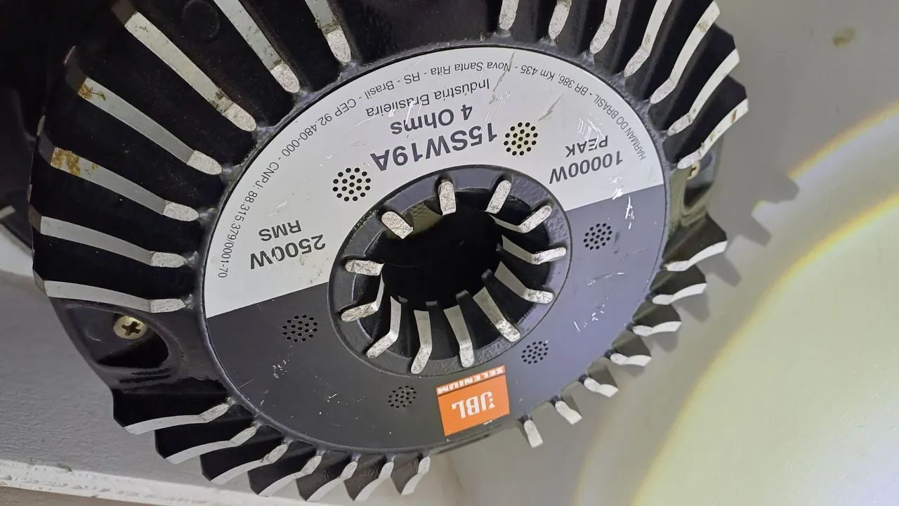 JBL Tornado 5000