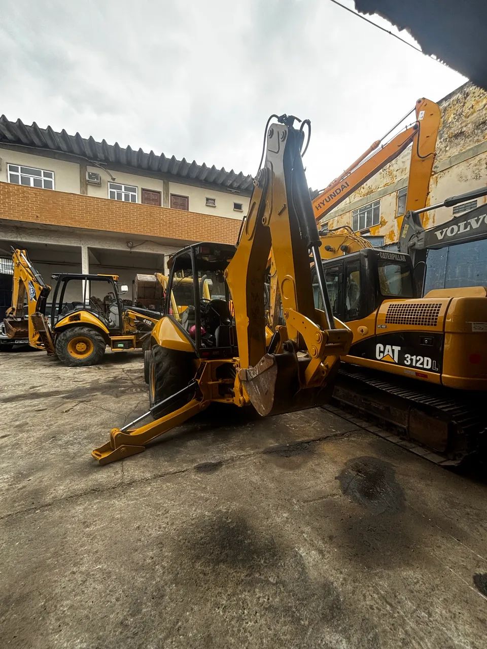 Retro escavadeira Caterpillar 416E  - Foto 3