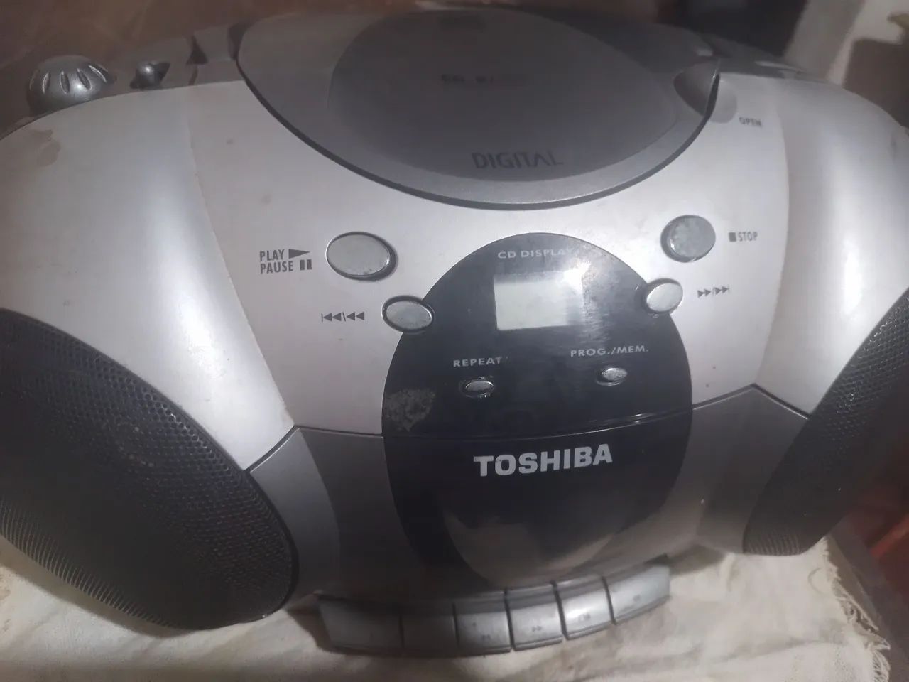Rádio Toshiba  - Foto 2