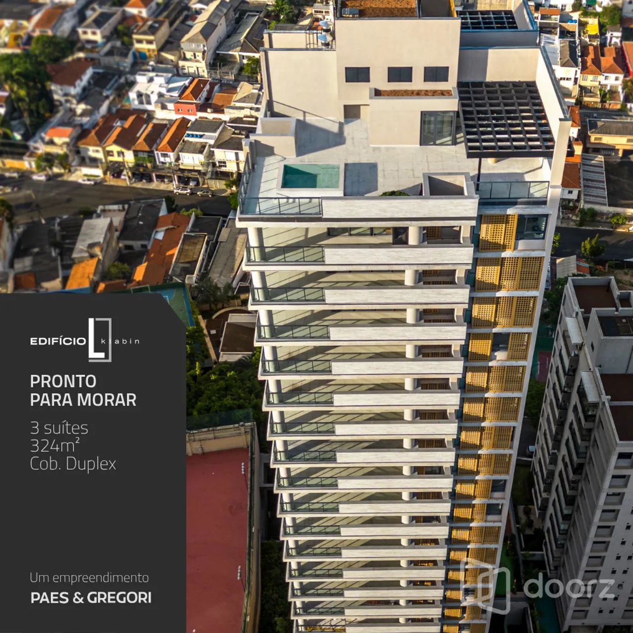 Imóvel na Luís Molina com 3 dormitórios e 324.56m²