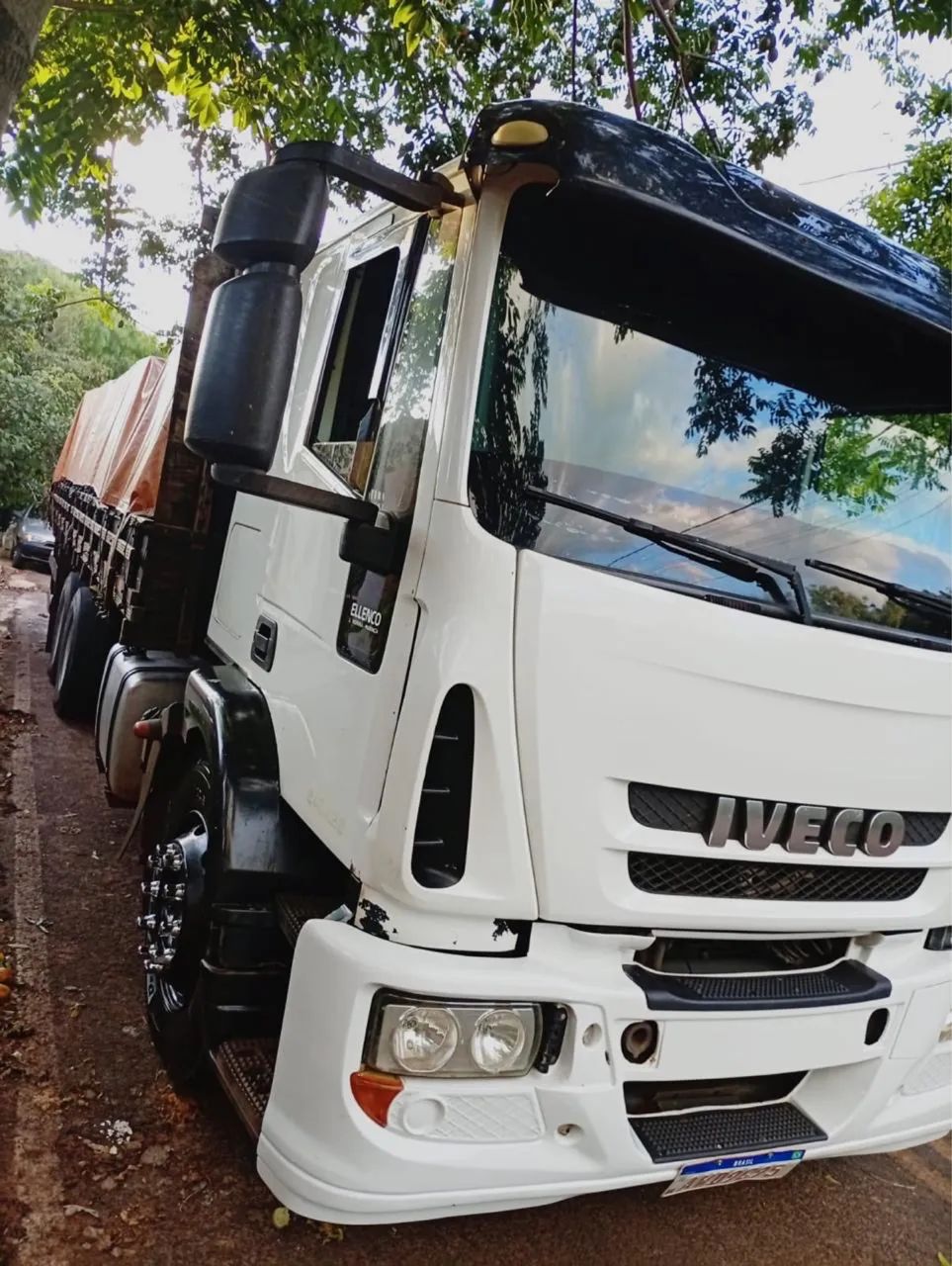 Vendo Iveco 240e22 ano 2013 - Foto 2