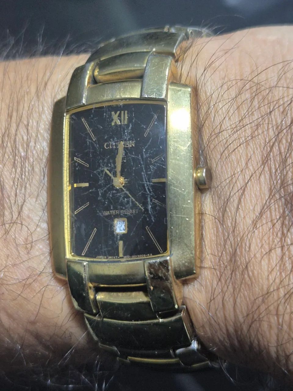Relógio CITIZEN TANK DOURADO À QUARTZ   - Foto 2