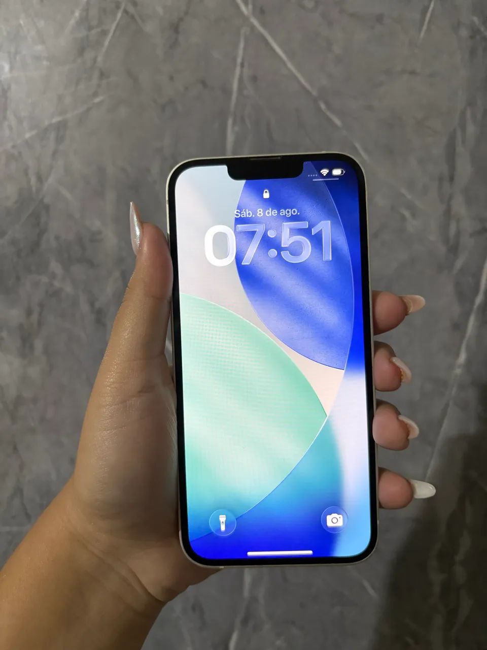 iPhone 13 - 128gb