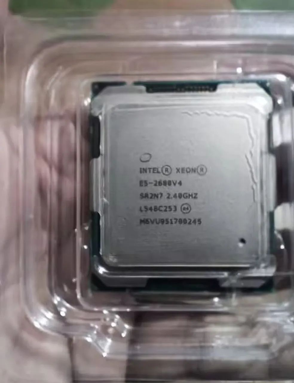 Processador intel Xeon E5-2680V4 - 2.4 GHz - 14 / 28 - 35 MB cache - Foto 2