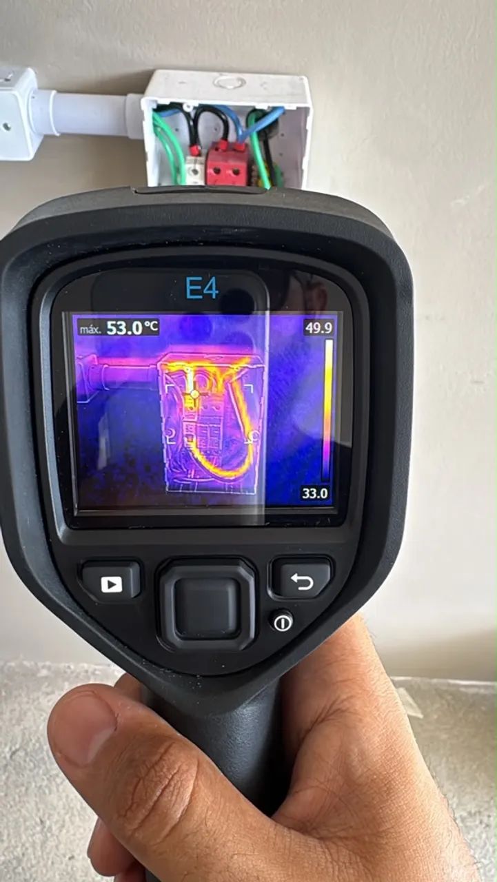  Câmera termográfica FLIR E4 