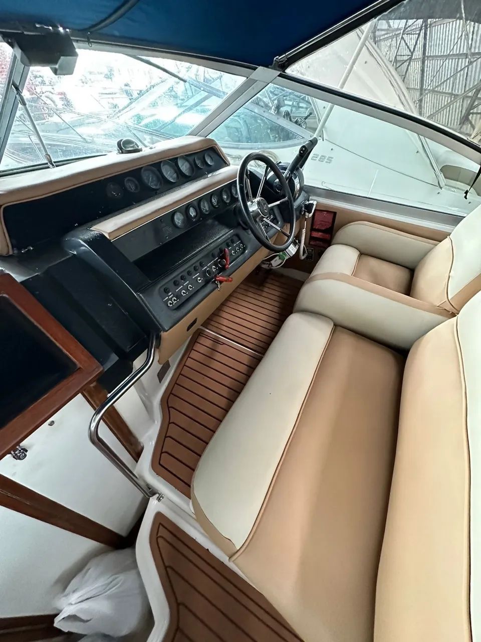 Sea Ray 30 pés - Conforto, Potência e Pronta para Navegar - Foto 5