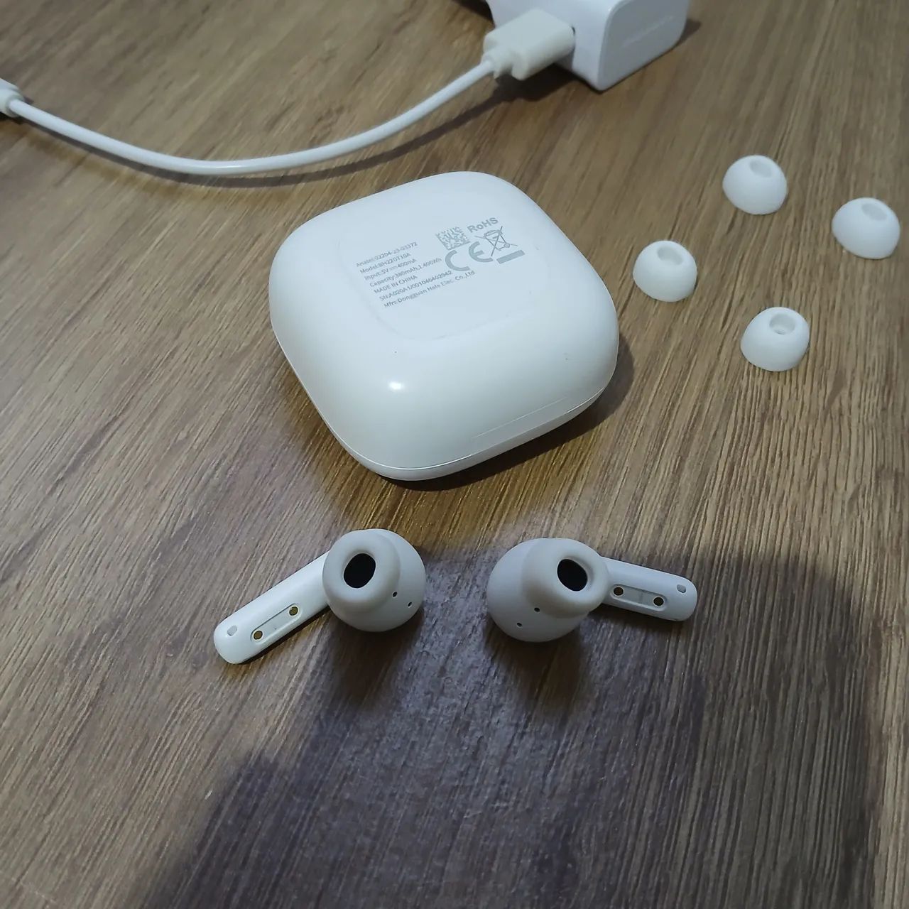 Fone Sem Fio QCY T13 ANC Bluetooth - Usado / Funcionando 100% - Foto 2